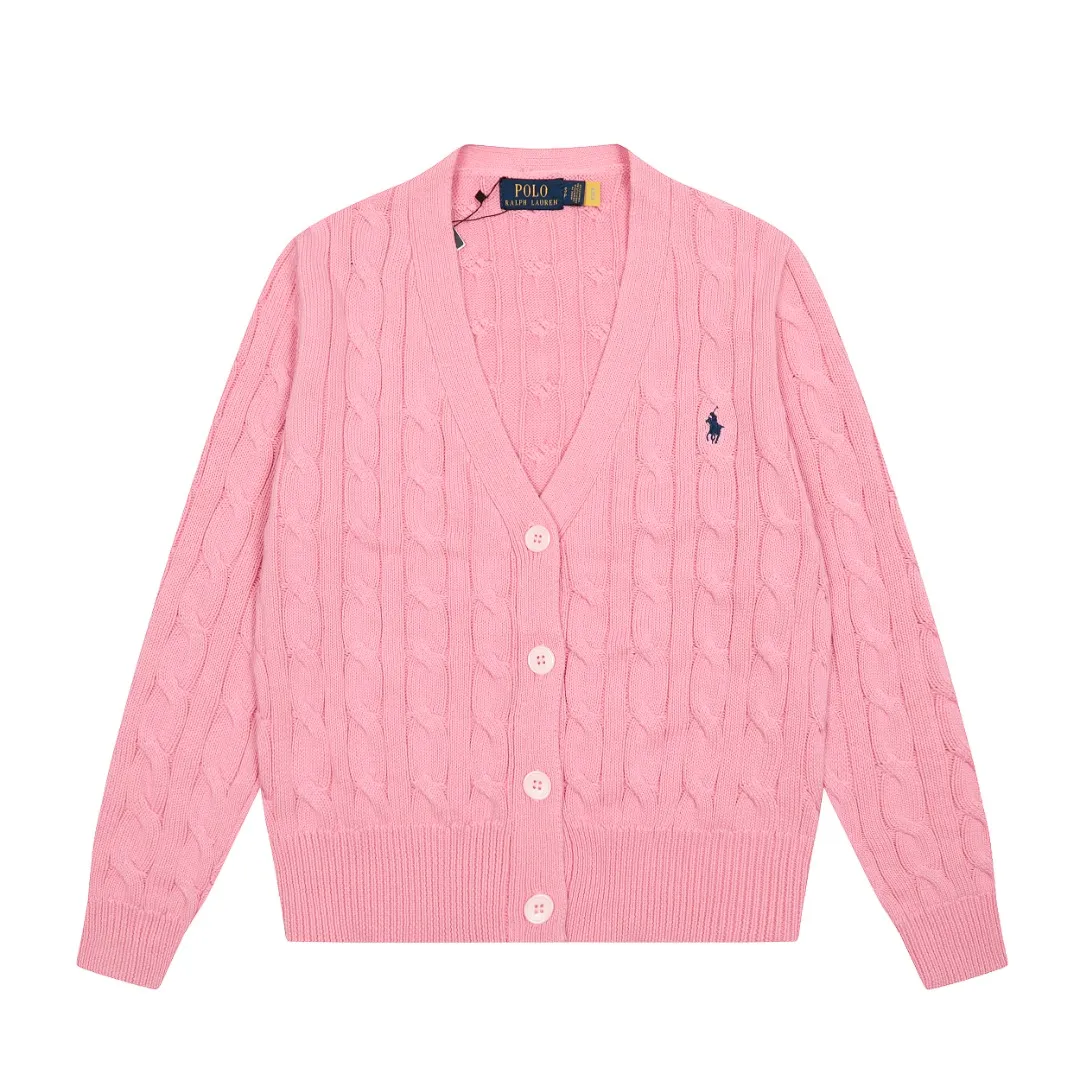P250 Top quality" Style number: DS113# (not off the shelves all year round) [Ralph Lauren large V-neck solid color pony embroidered logo twist knitted cardigan] ✅Ralph Lauren classic basic versatile goddess style large V-neck knitted cardigan jacket ✅Main supply platform live broadcast Wholesale entities Replenish when out of stock Not off the shelves ✅ZP quality 1:1 version Scan the code to enter the GF website Counter quality ✅Detailed quality is the only one in Guangzhou Imported quality cotton yarn, focusing on high-end, cost-effective, good quality needless to say ✅The version is restored to the original order, the maximum size can be worn up to 160 pounds, loose, comfortable and stress-free ✅The upper body is simple and easy to match, ootd must-have style, good-looking clothes are never picky, a must-have in the goddess' wardrobe. Size: S-XL Color: Black White Gray Light Blue Khaki Pink Yellow Chinese Red Navy Blue White Label Navy Blue Red Label